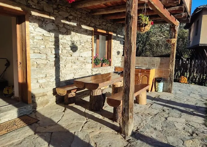 Stone House Leshten