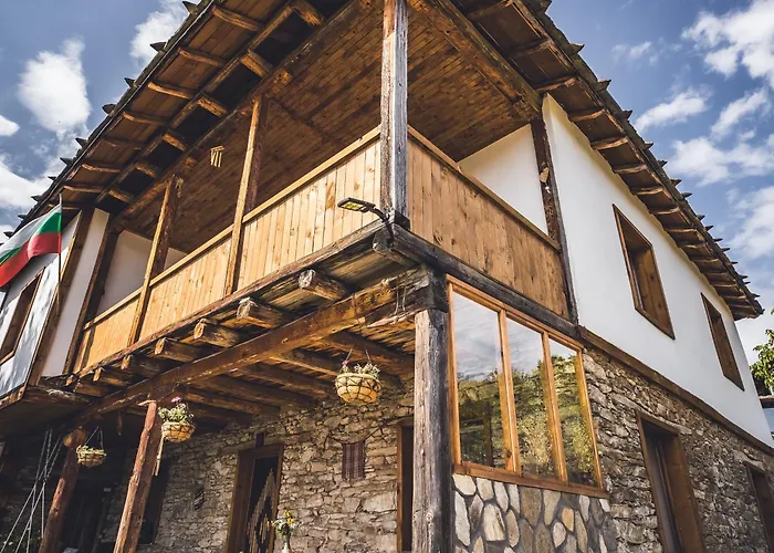 Stone House * Leshten